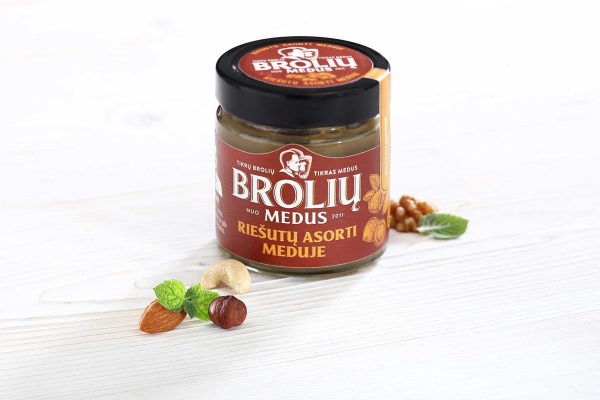 Assorted nuts in honey