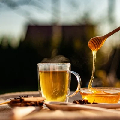 Water with honey in the morning